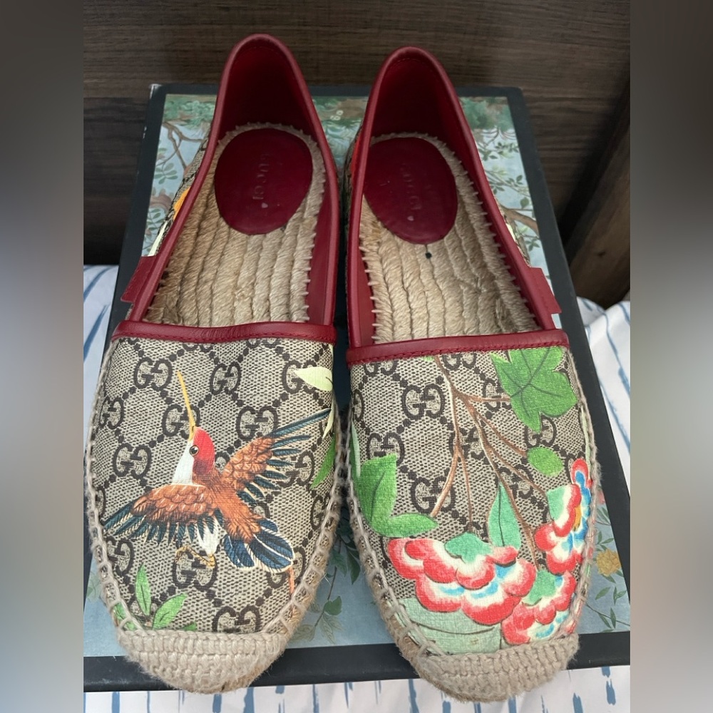 Gucci Floral collection Espadrilles, size 37.5- Authentic